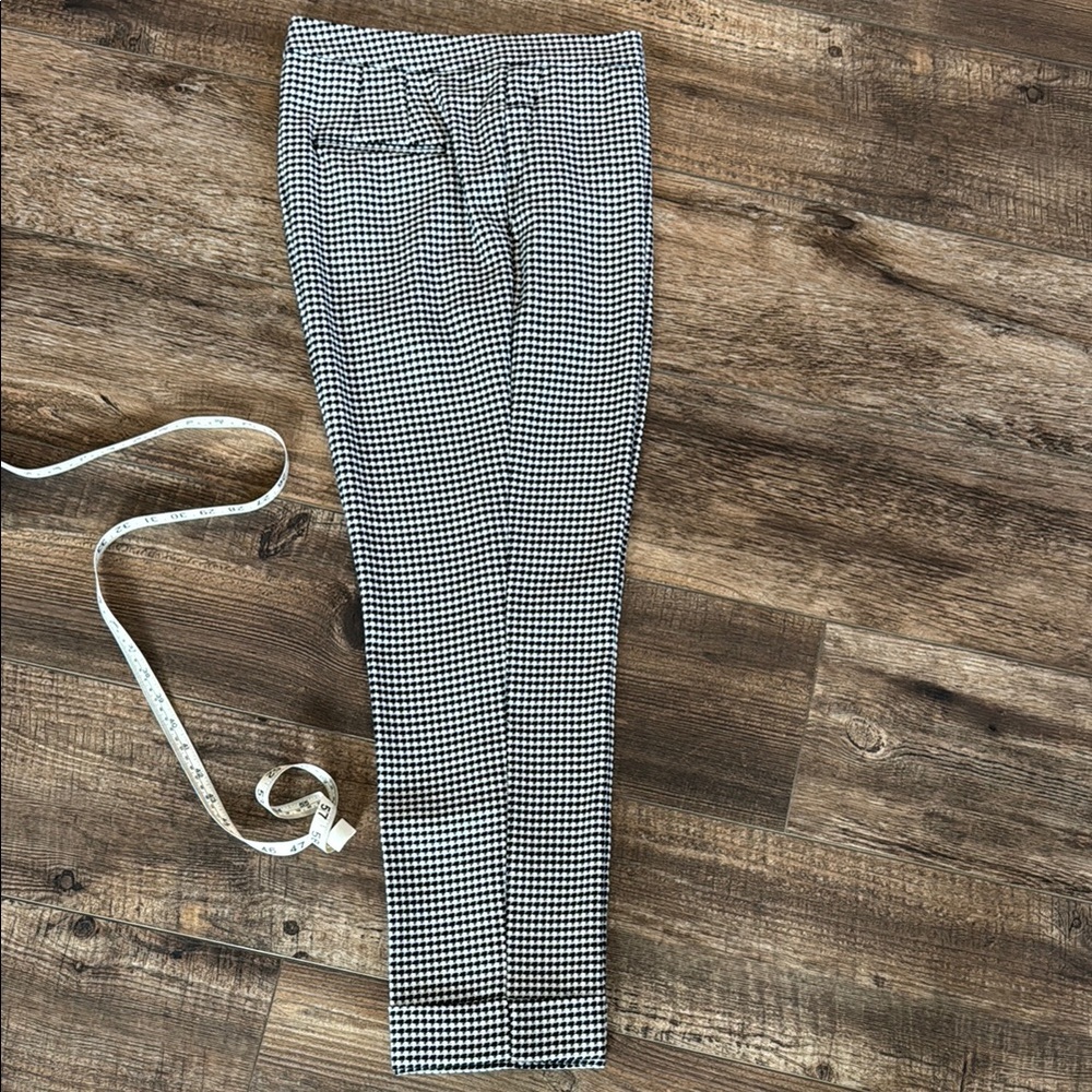 ANN TAYLOR Black and White Checkered Cuffed Trousers
